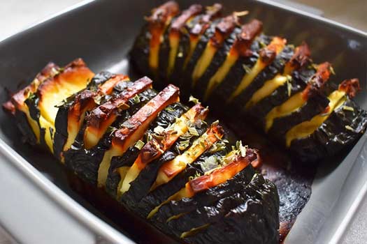 Italiaanse-Hasselback-Courgette-met-Witte-Kaas