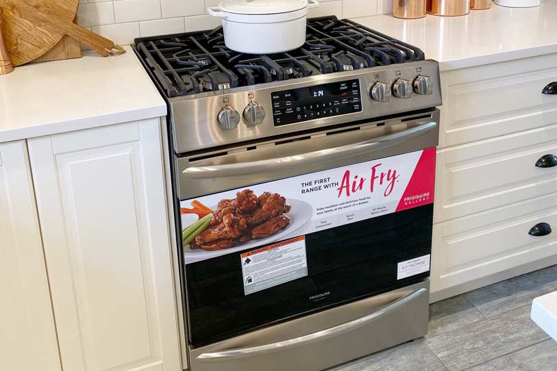 frigidaire-with-air-fryer-oven