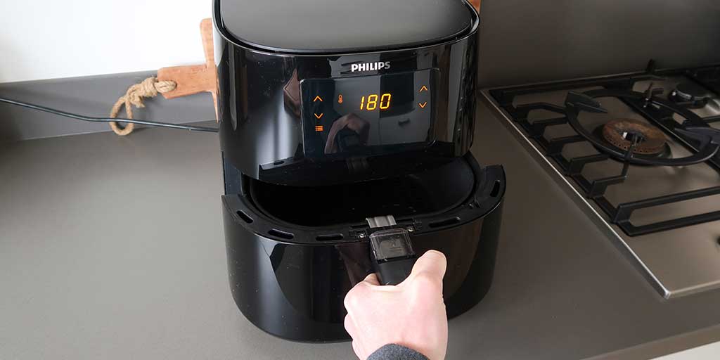 De slaapkamer schoonmaken Ijdelheid Confronteren Philips Airfryer XL HD9270/90 en HD9280/90 - FrituurGezond.nl