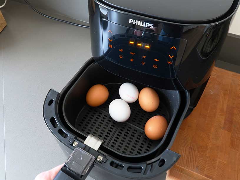 Regenboog Afwijzen grip Ei koken in je airfryer - 120 graden en 12 minuten | FrituurGezond.nl