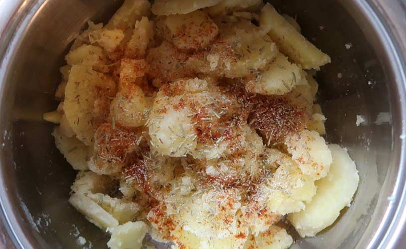 airfryer-gebakken-aardappels-kruiden