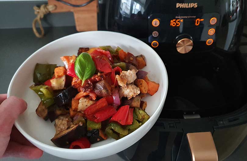 verse-traybak-gerecht-uit-airfryer-met-groenten