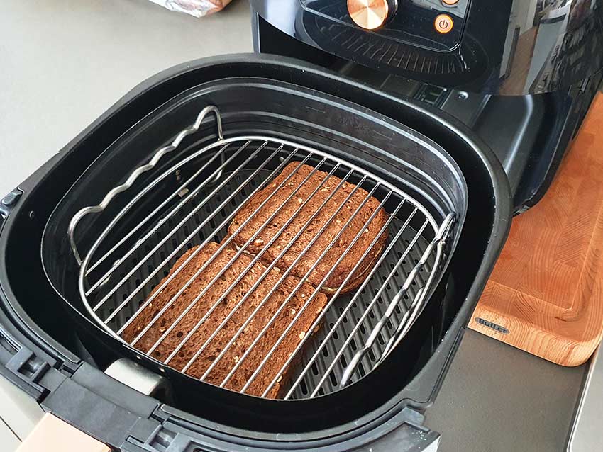 tosti-maken-in-airfryer