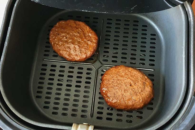 Draaien lus pariteit Hamburger bakken in de airfryer - Baktijden & recepten - FrituurGezond.nl