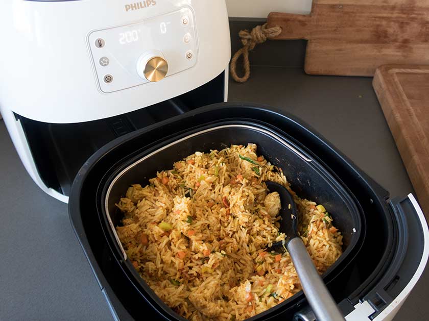 philips-airfryer-xxl-bakvorm-nasi-goreng