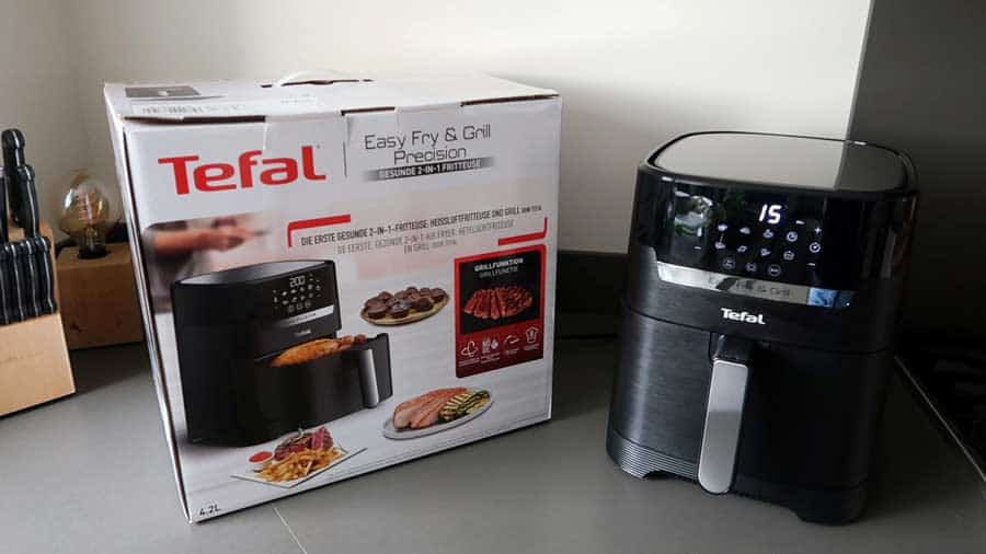 Tefal-EY5058-airfryer-op-aanrecht-doos