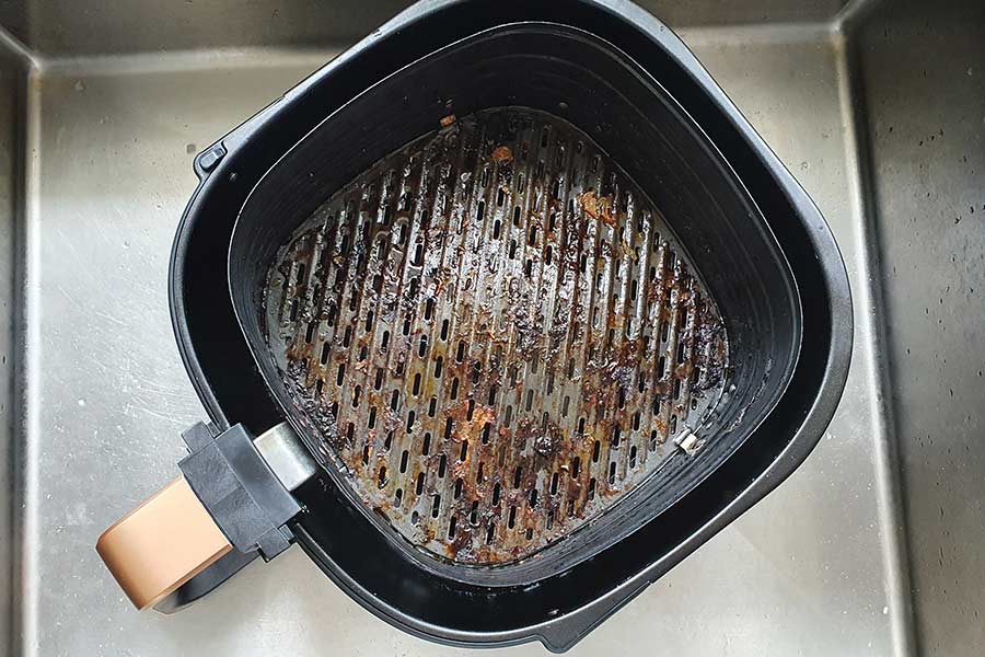 airfryer-grillplaat-schoonmaken