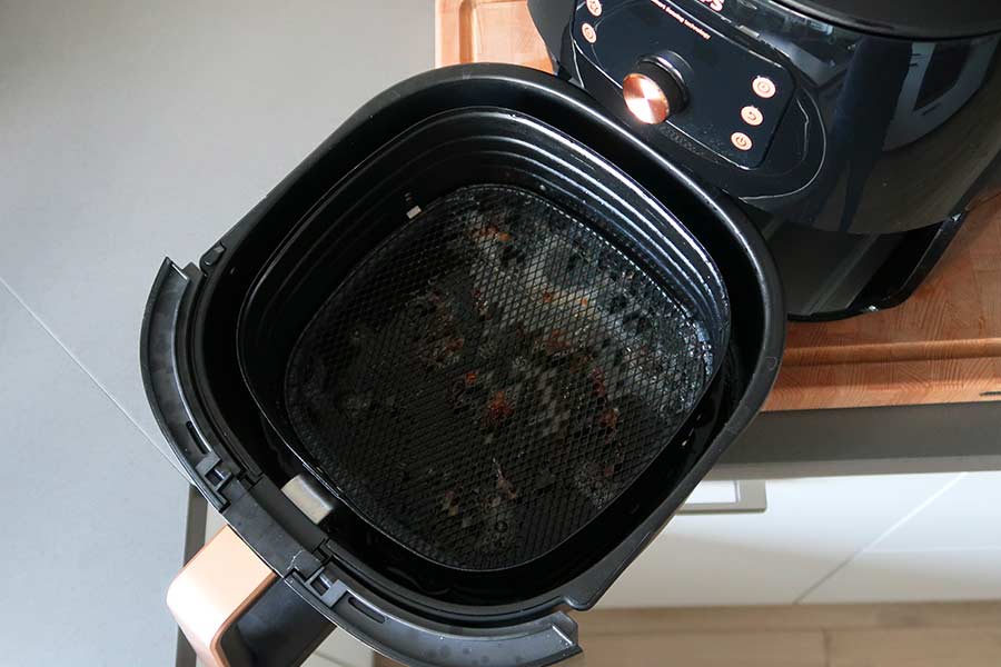 philips-airfryer-xxl-mandje-vies-schoonmaken